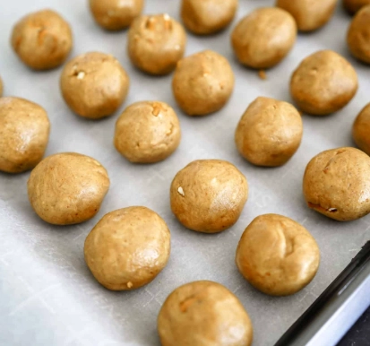 3 ingredient peanut butter balls