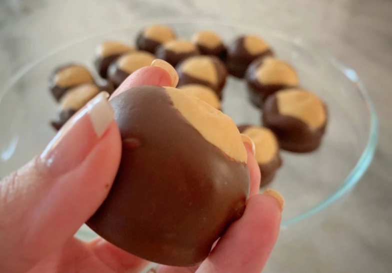 peanut butter buckeyes recipe