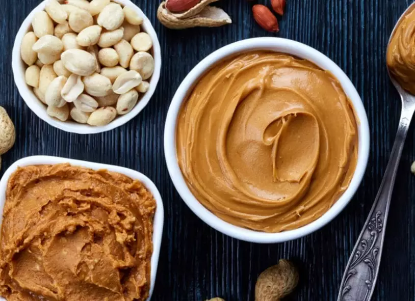 peanut butter calories