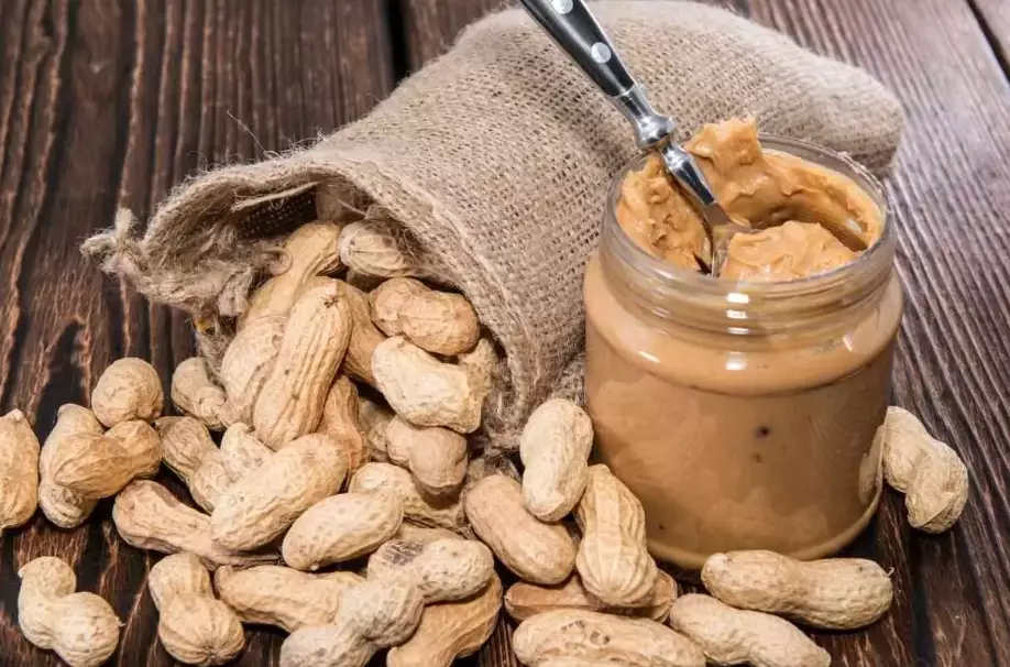 protein in peanut butter
