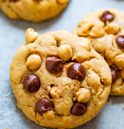 peanut butter chocolate chip cookies