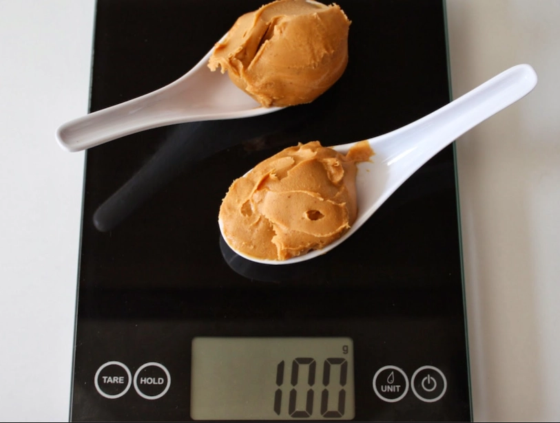 peanut butter calories per tablespoon