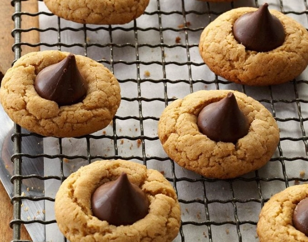 peanut butter blossoms recipe
