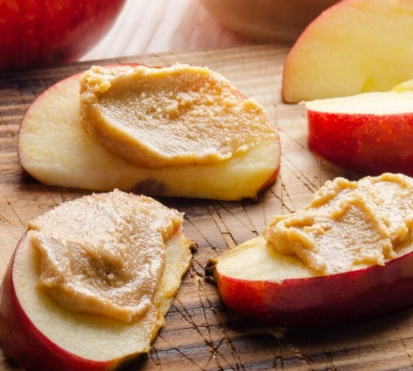 apple peanut butter snack