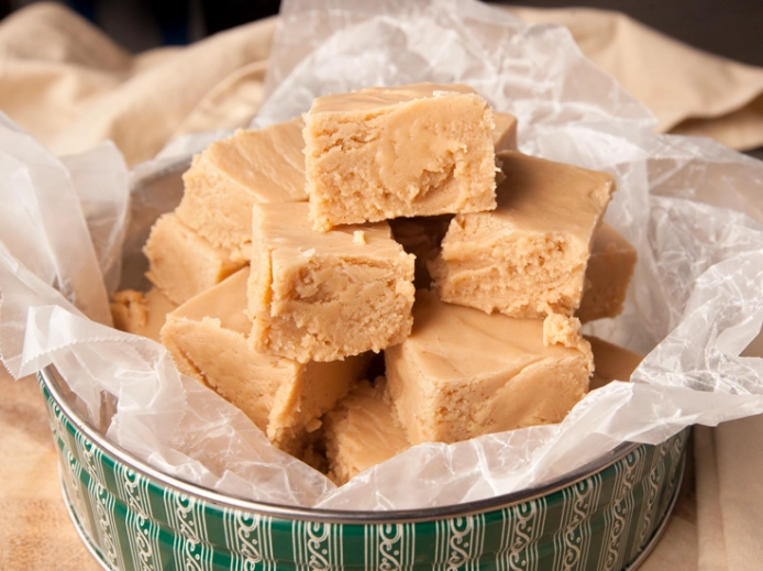 peanut butter fudge with marshmallow fluff