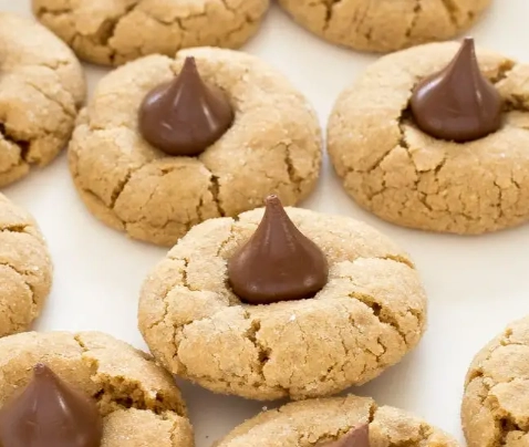 peanut butter blossoms cookies