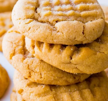 chewy peanut butter cookies