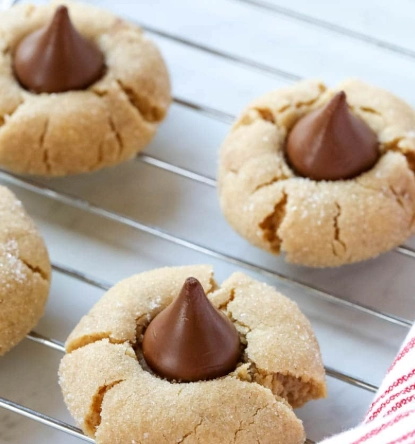 easy peanut butter kisses