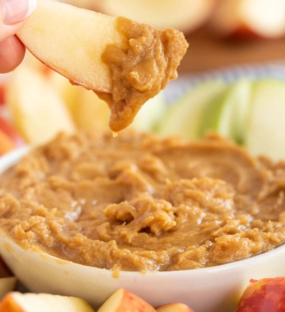 peanut butter dip with marshmallow fluff